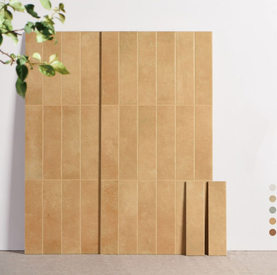 kupować Płytki niepoślizgowe w pomieszczeniach wewnętrznych i płytki ceramiczne teksturowane do ścian w salonie 400x800 mm jasnobrązowe produkcja internetowa