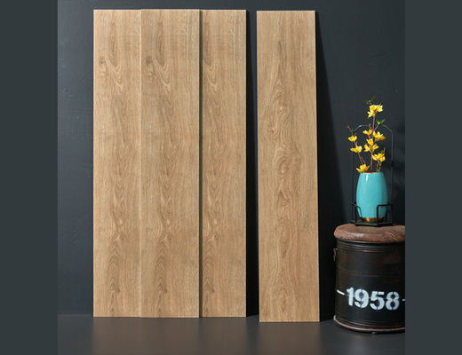kupować 60 pudełek / Plt Grubość 9,5 mm Drewniane płytki porcelanowe 250x1500 mm Kolor kremowy produkcja internetowa