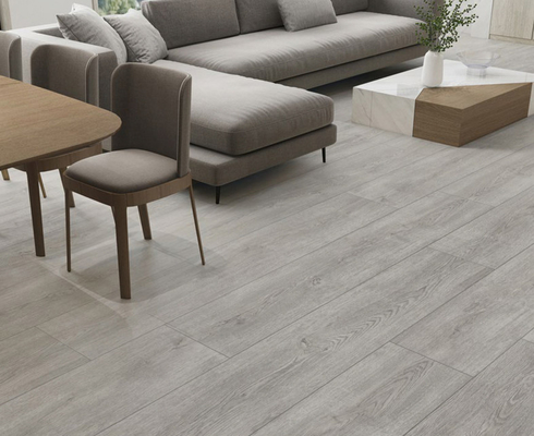 Żółto-szare płytki podłogowe i antybakteryjne 250x1500mm drewniane taśmy porcelanowe do salonu i kuchni