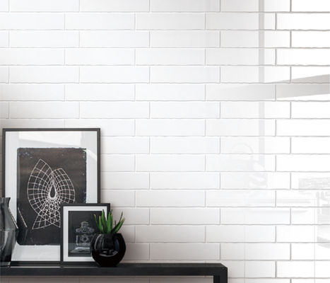 Ceramiczna płytka ścienna 75x300mm biała nowoczesna